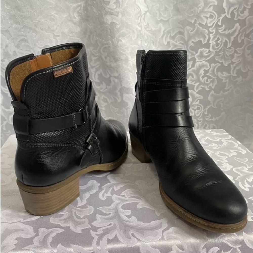 Pikolinos Zaragoza Mid Heel Ankle Boots With Buckles, Black Leather, Women’s 38